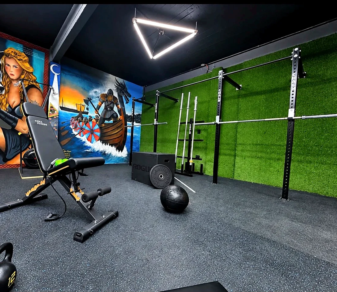 Murales y equipamiento de Enigma23